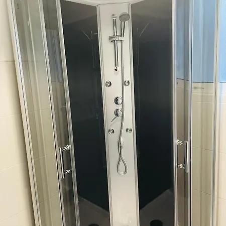 Appartement De Coeur De - 2 Lits Queen Size - Netflix - Wifi *